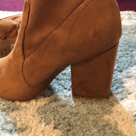 Express chestnut suede chunky heels - Picture 4 of 4